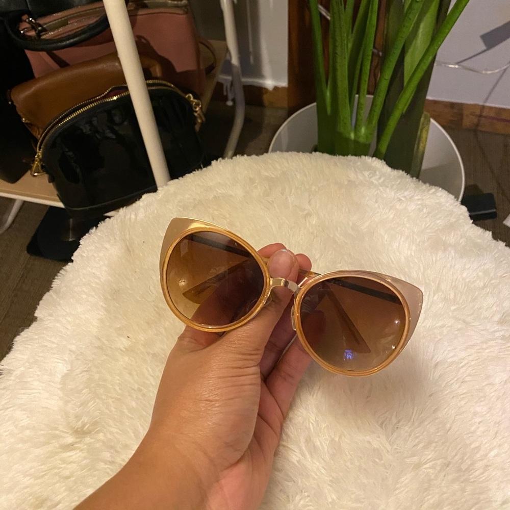 Rose gold cat eye sunglasses